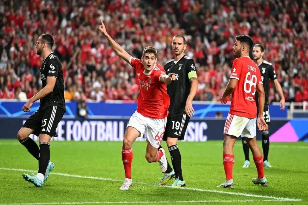 开云体育下载-关于国际比赛日突围战来临，摩纳哥围绕意大利杯防线松动，球迷炸锅，轮换策略成焦点的信息